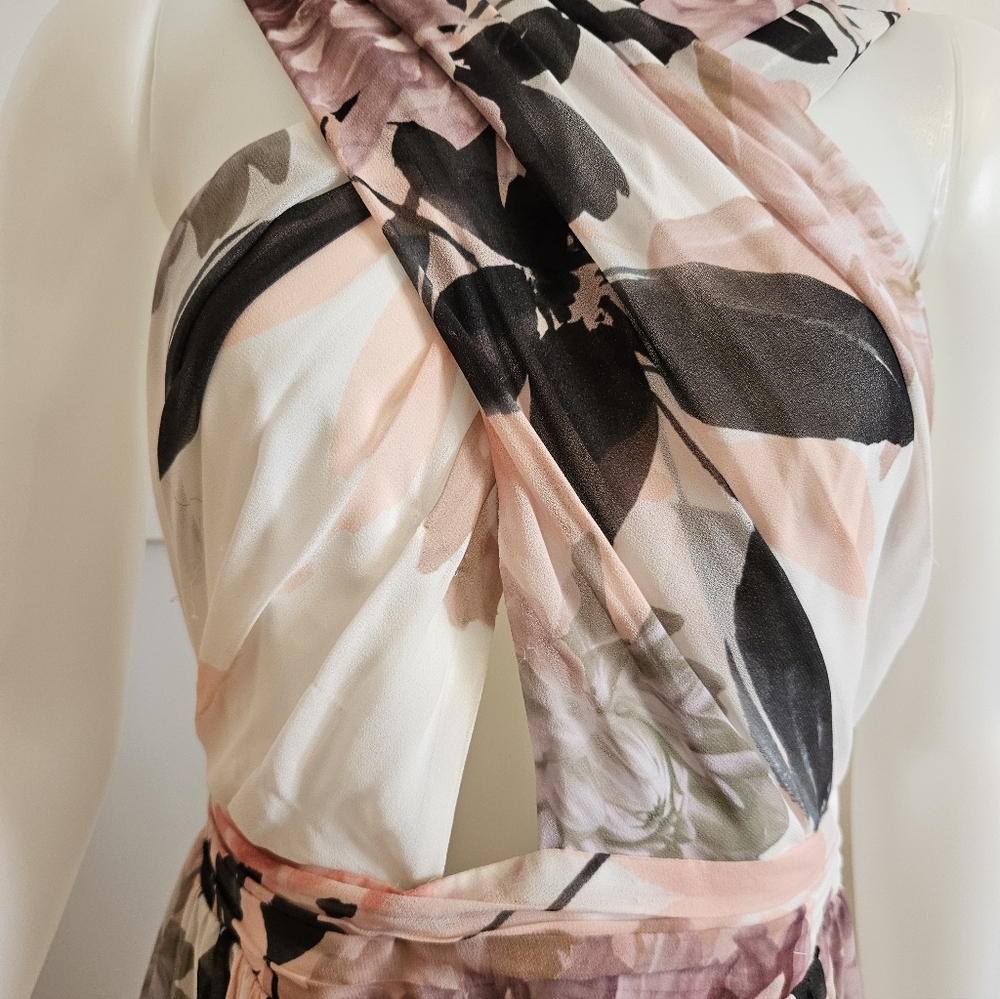 Floral Maxi Dress - Picture 4 of 9